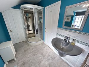 Photo 19- click for photo gallery